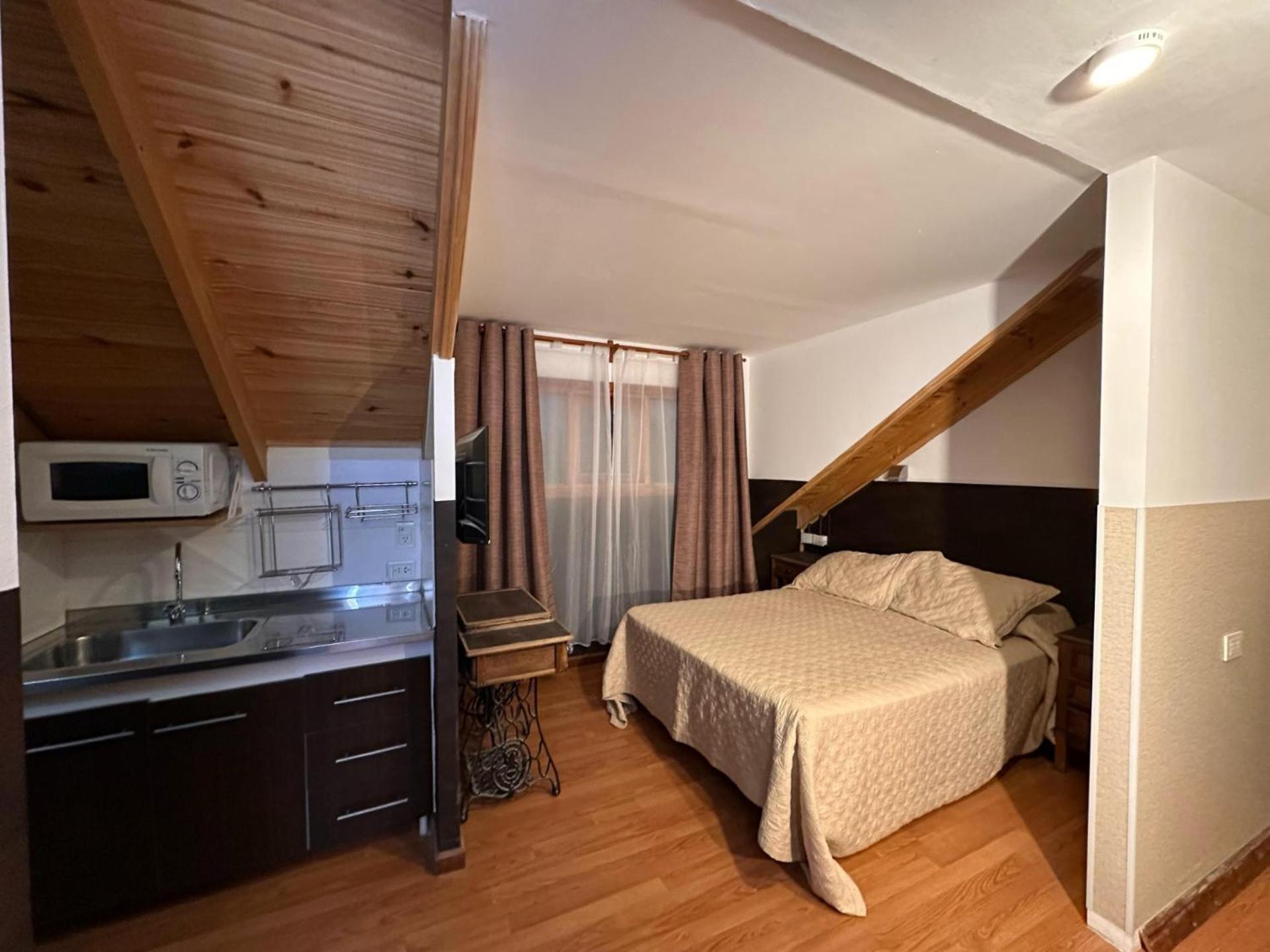 Meulen Hosteria Y Apart El Calafate Exterior photo