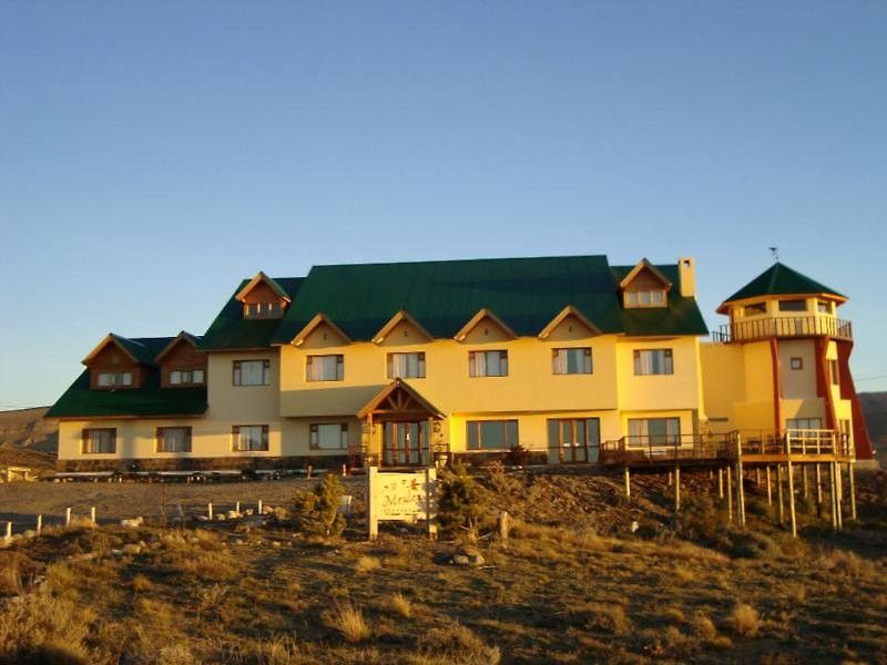 Meulen Hosteria Y Apart El Calafate Exterior photo